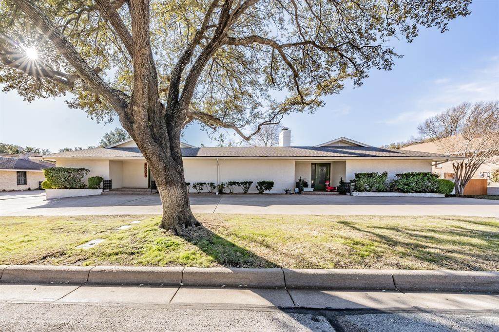 4605 Ranch View Road - Photo 1