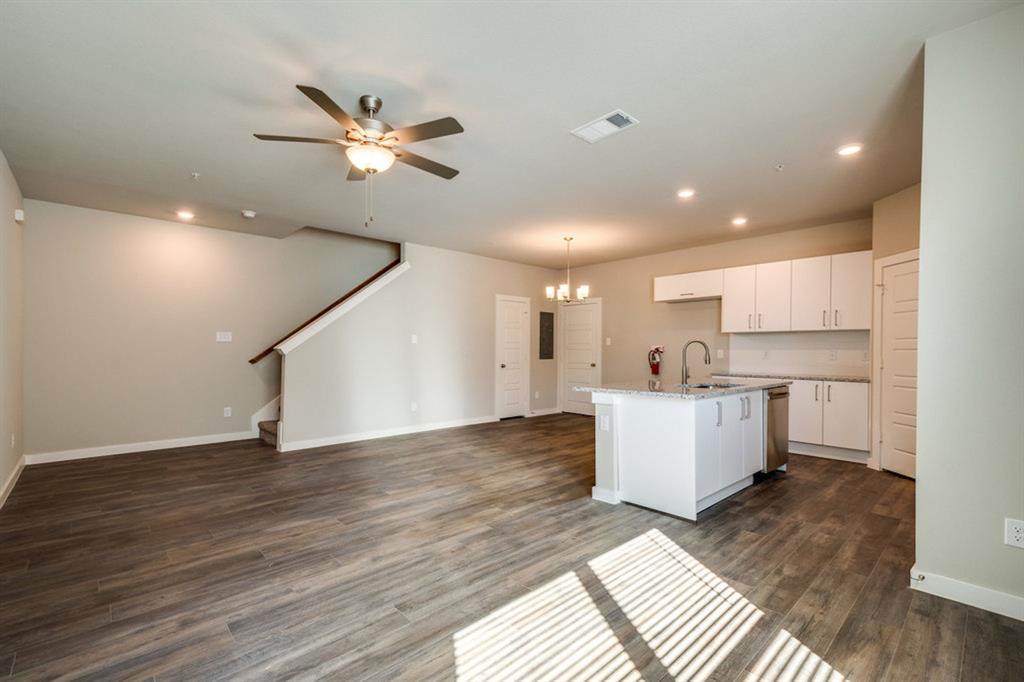 700 Fallow Drive - Photo 1