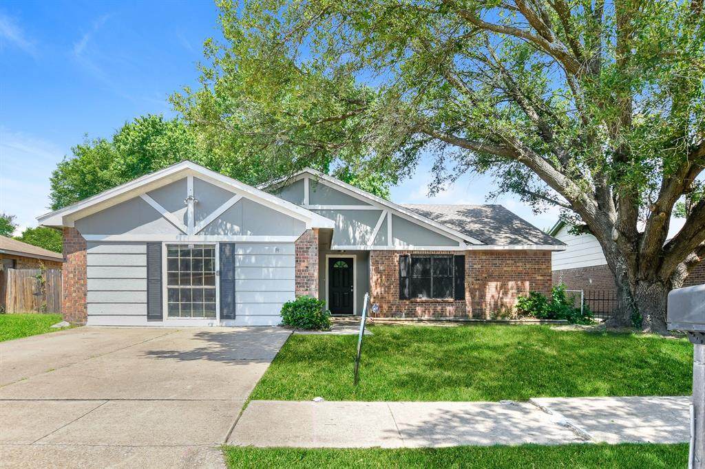 1733 Windsor Drive - Photo 1