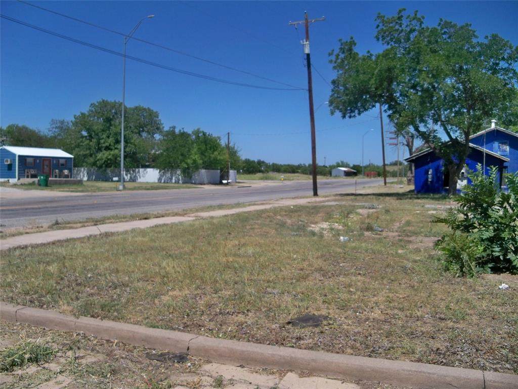 502 Walnut Street - Photo 1