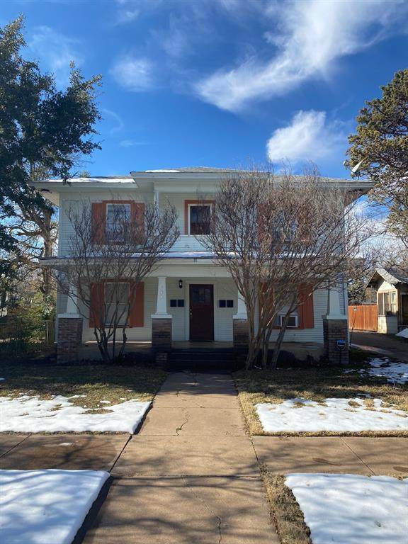 466 Clinton - Photo 1