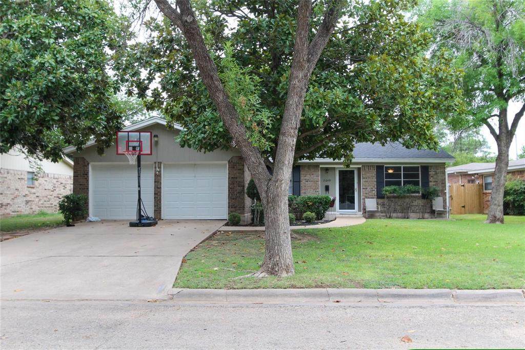 2649 Garfield Avenue - Photo 1