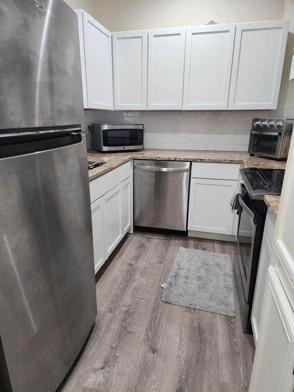 4434 Point Boulevard - Photo 1