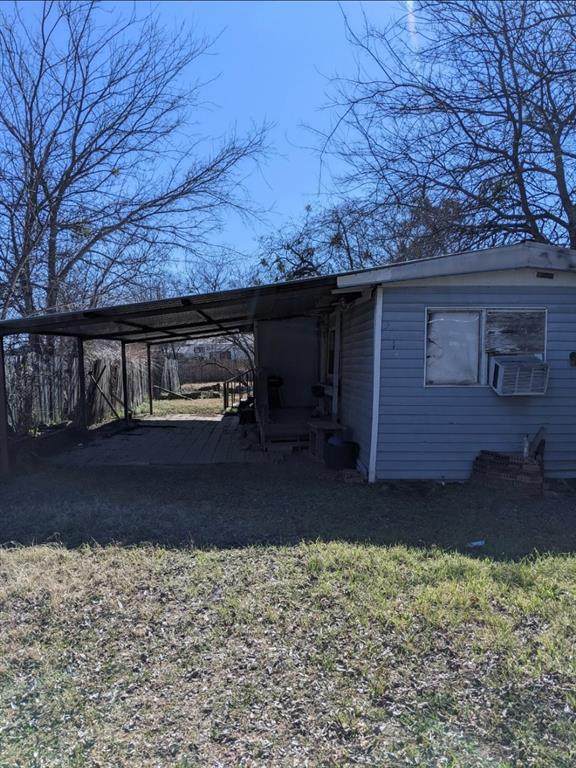2514 3rd Street - Photo 1