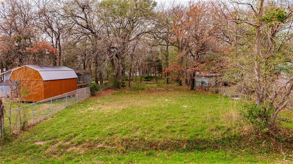 103 Erie Drive - Photo 1