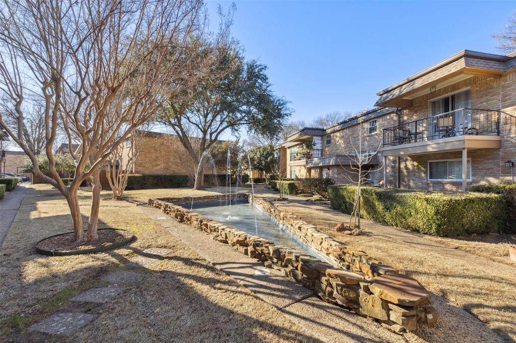 7918 Royal Lane - Photo 1