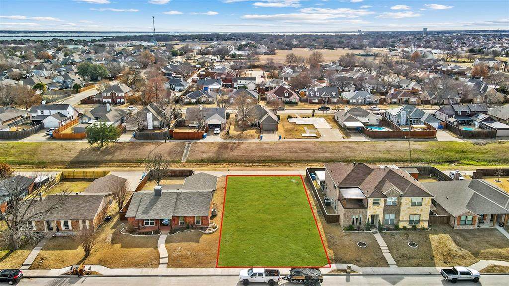 8206 Woodside Road - Photo 1