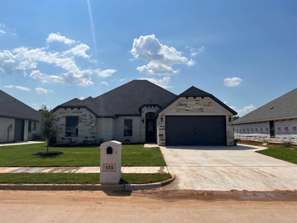 173 Crenshaw Court - Photo 1