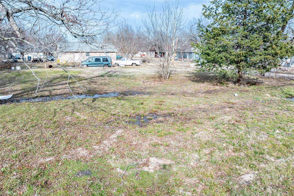 540 2nd - Photo 1