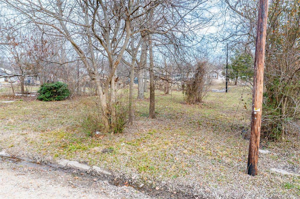 551 1st - Photo 1