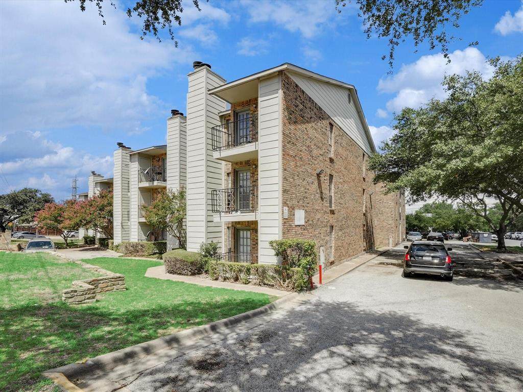 7621 Mccallum Boulevard - Photo 1