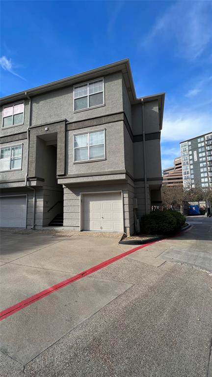 2201 Wolf Street - Photo 1