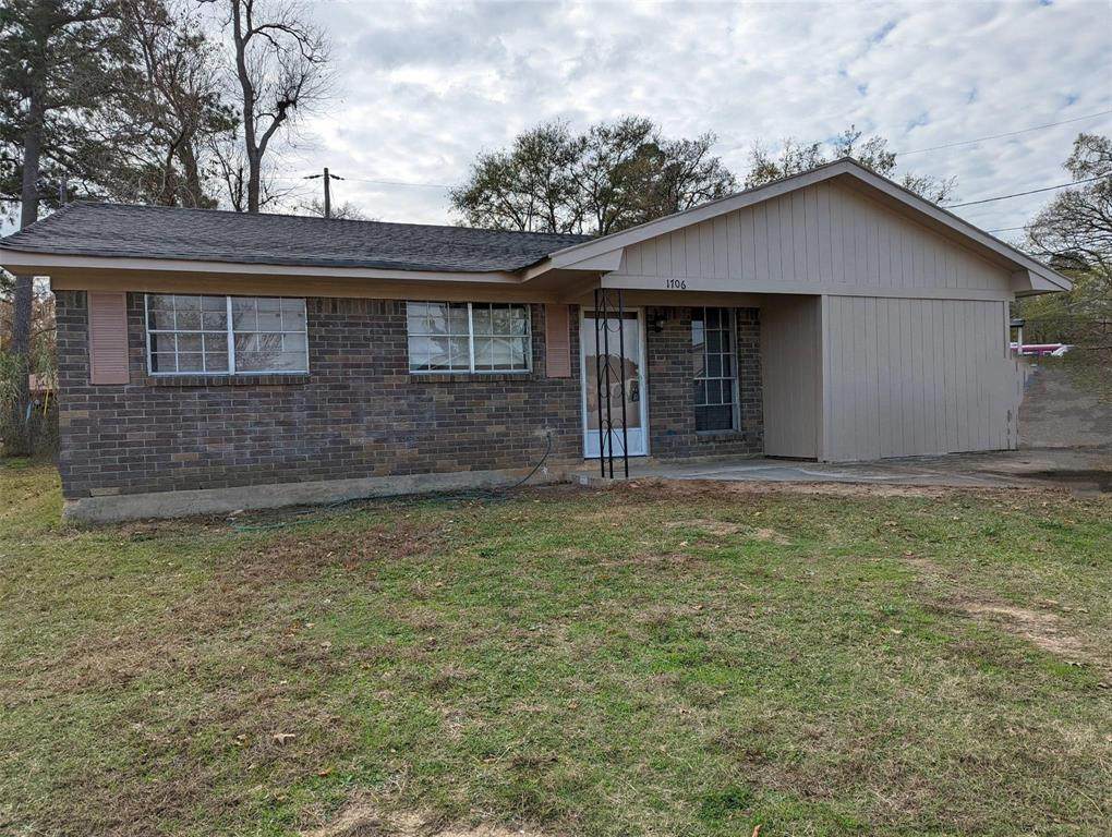 1706 Peach Street - Photo 1