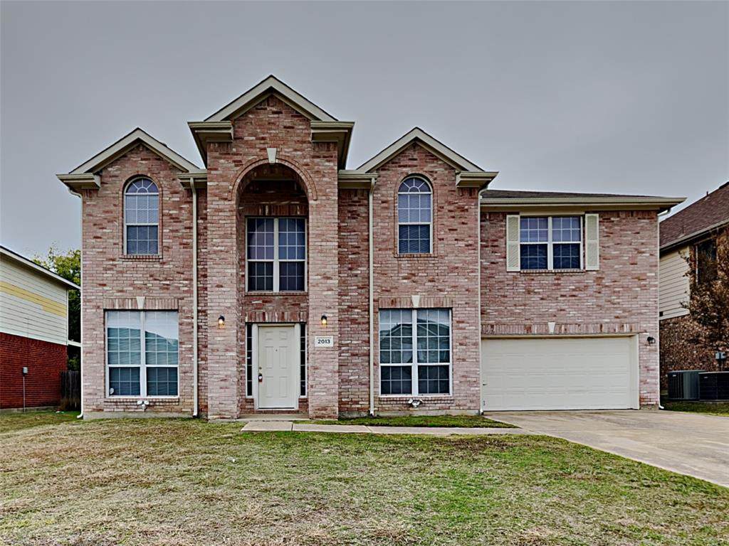 2013 Windcastle Drive - Photo 1