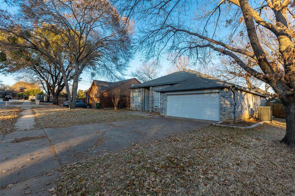 4103 Meadow Drive - Photo 1