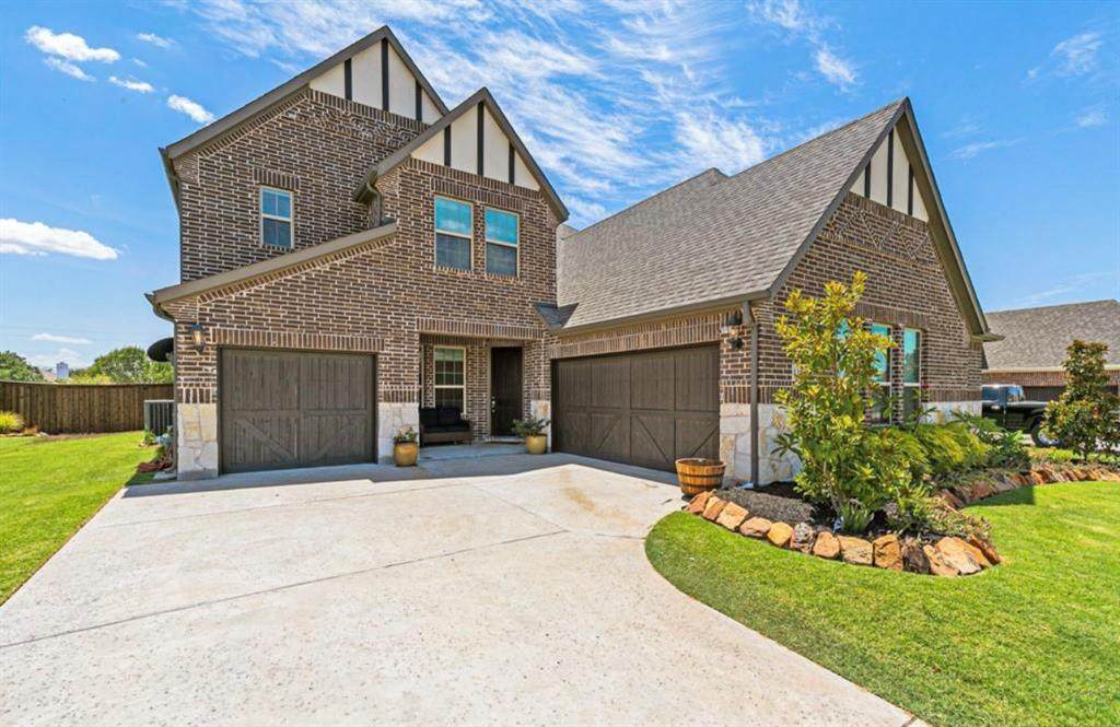 419 Emerson Drive - Photo 1