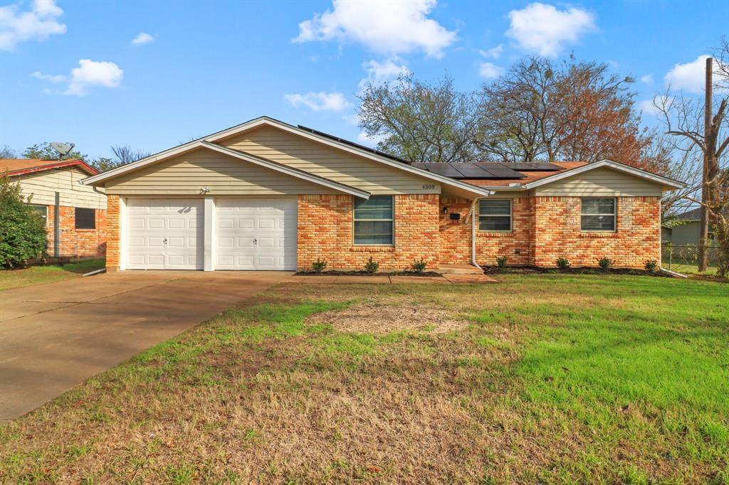 4509 Fair Park Boulevard - Photo 1