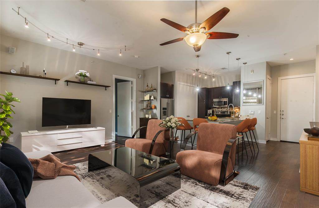 2950 Mckinney Avenue - Photo 1