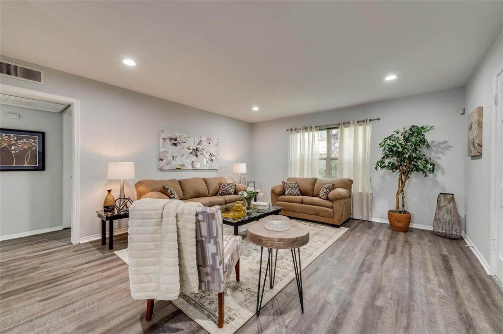 7937 Royal Lane - Photo 1