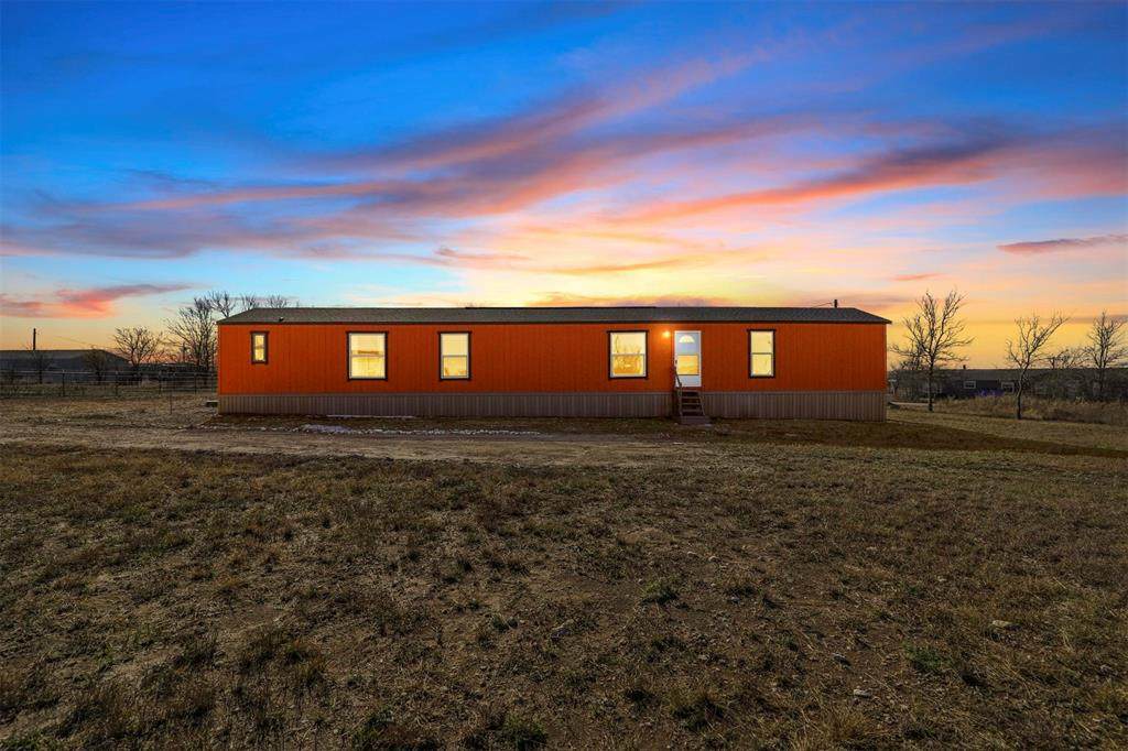 199 Roark Drive - Photo 1