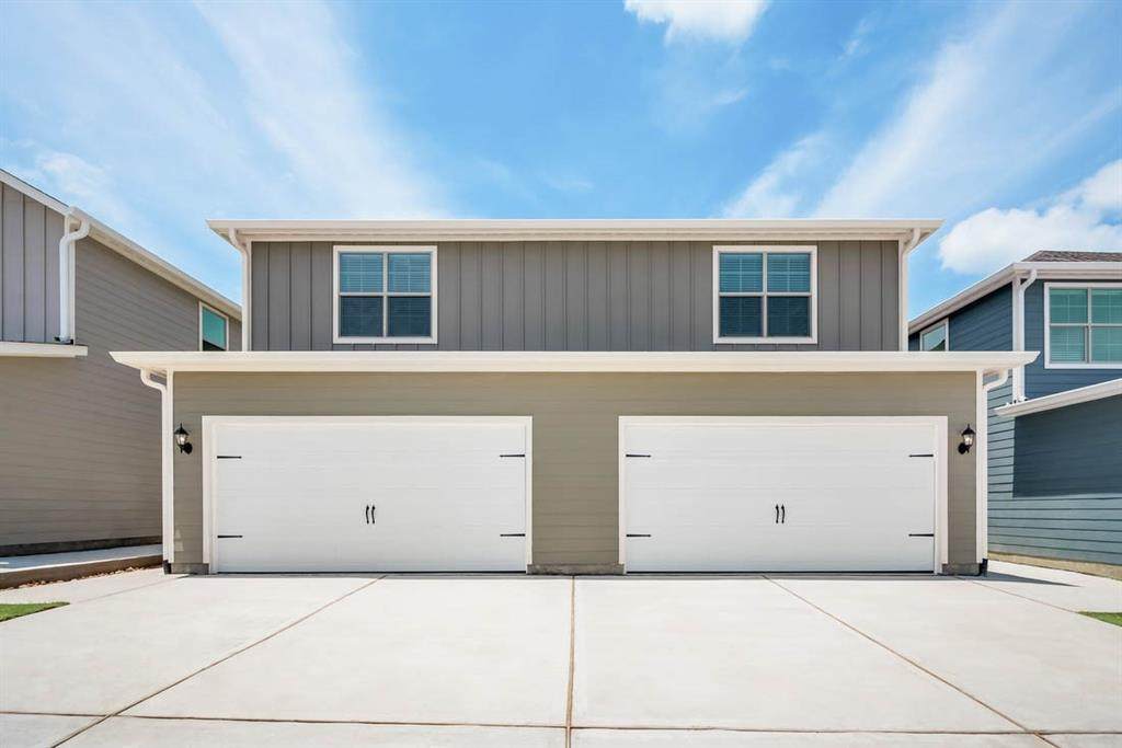 304 Stone Court - Photo 1