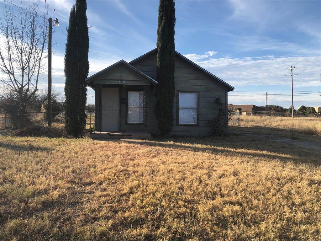 1602 Plum Street - Photo 1