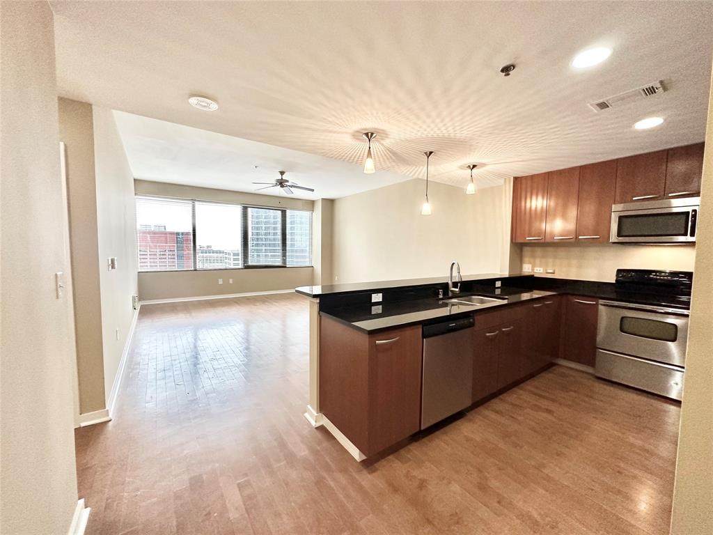 1200 Main Street - Photo 1