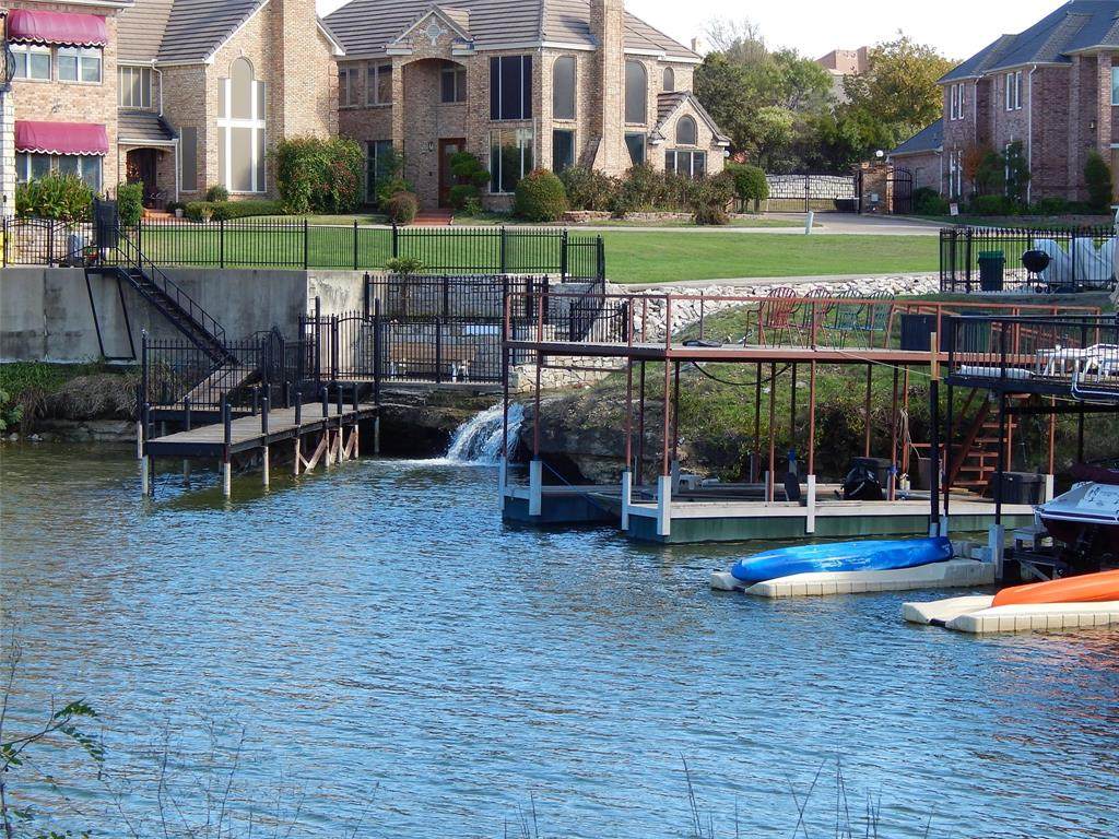 8401 Sunset Cove Drive - Photo 1