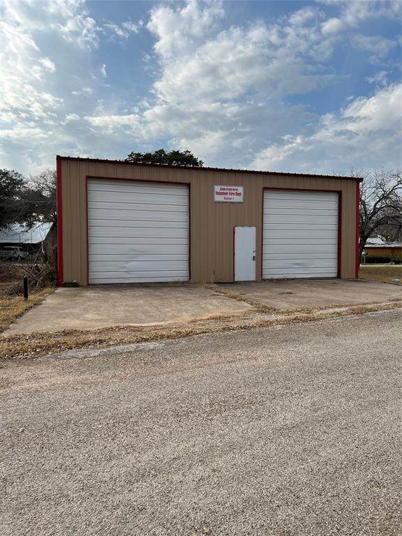 490 County Road 1409 - Photo 1
