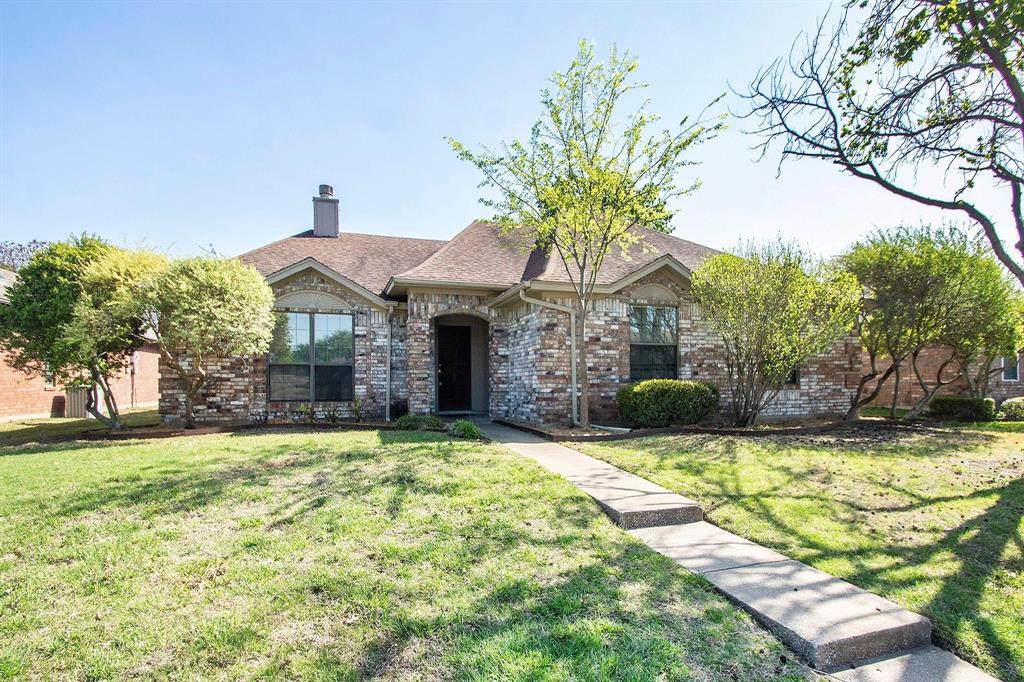1538 Evergreen Drive - Photo 1