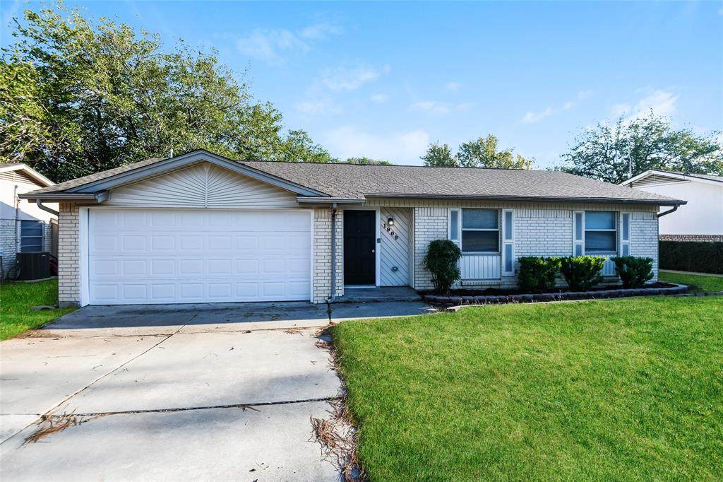 1909 Devonshire Drive - Photo 1