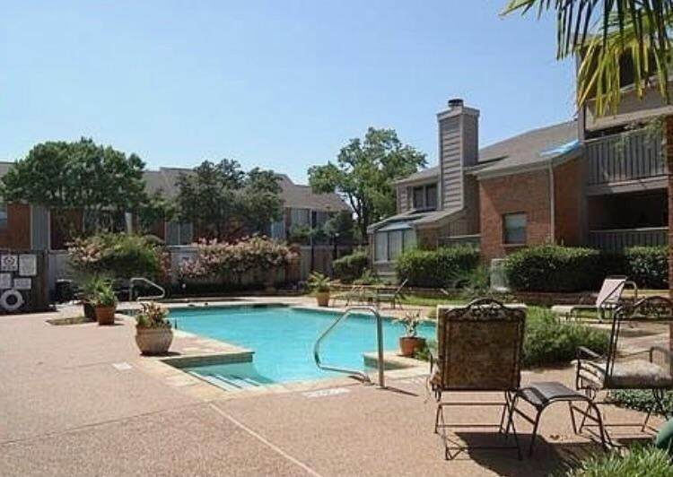 2100 Randy Snow Road - Photo 1
