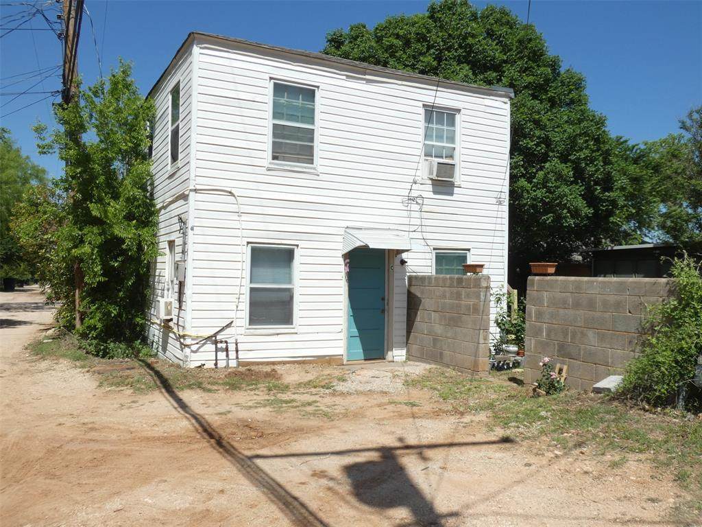 609 En 16th Street - Photo 1
