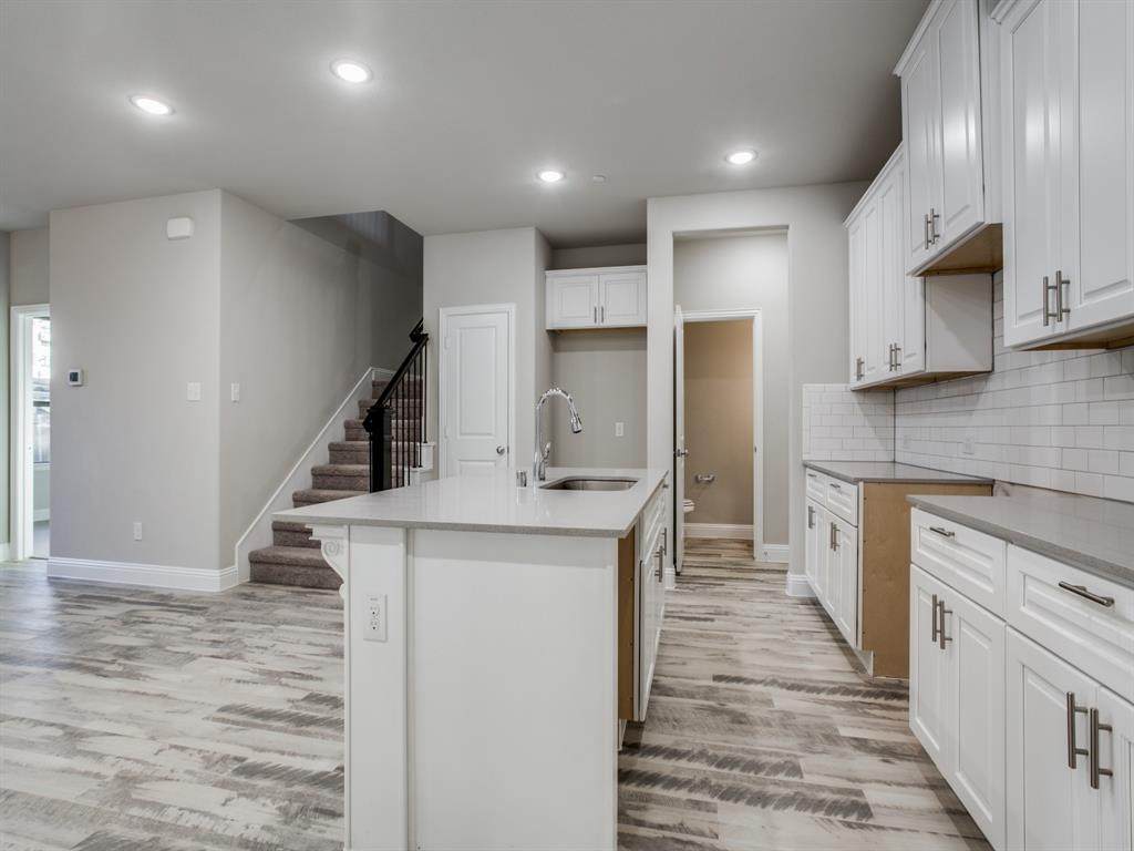 209 Tortugas Drive - Photo 1