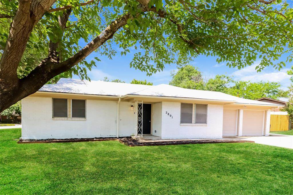 2801 Shasta Trail - Photo 1