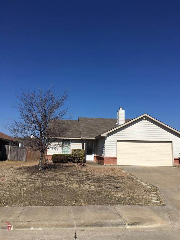 502 Oxford Loop - Photo 1