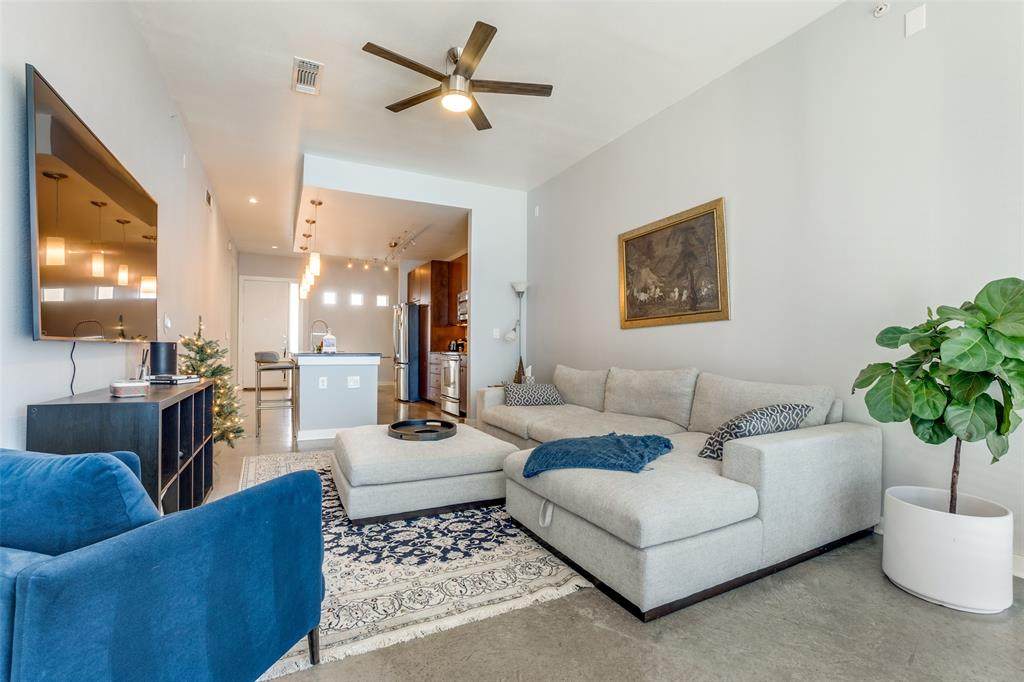 2950 Mckinney Avenue - Photo 1