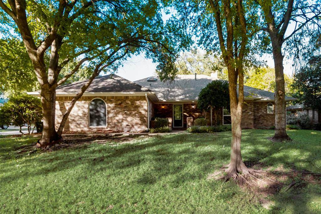 308 Meadowcreek Road - Photo 1