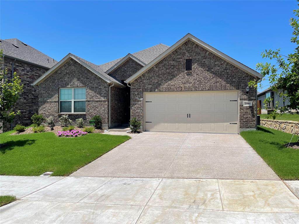 2105 Maplewood Drive - Photo 1