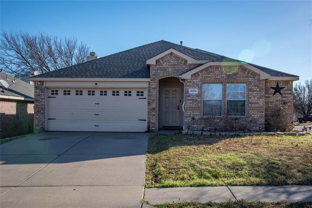 1009 Chatham Lane - Photo 1