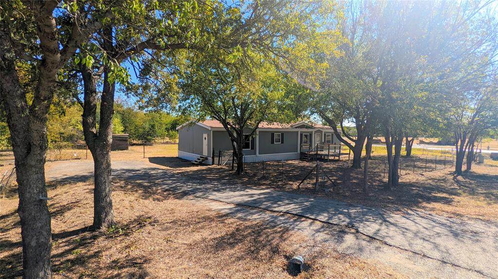 2505 5th Avenue - Photo 1