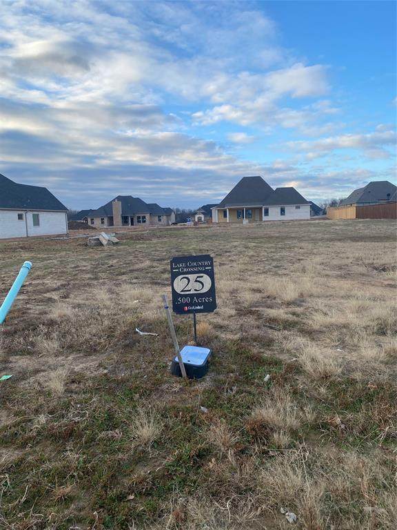 109 Chisolm Trail - Photo 1
