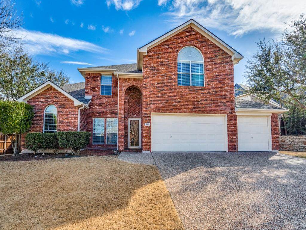 812 Hillside Drive - Photo 1