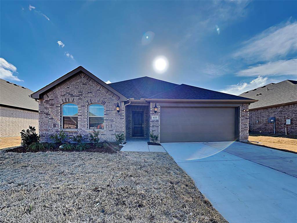 633 Comal Drive - Photo 1