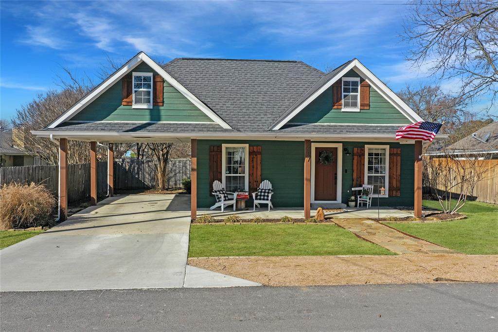 407 Arizona Drive - Photo 1