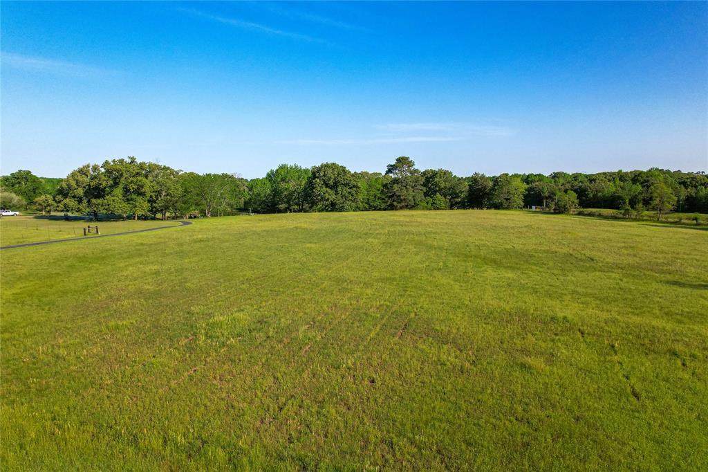 TBD County Road 4119 - Photo 1