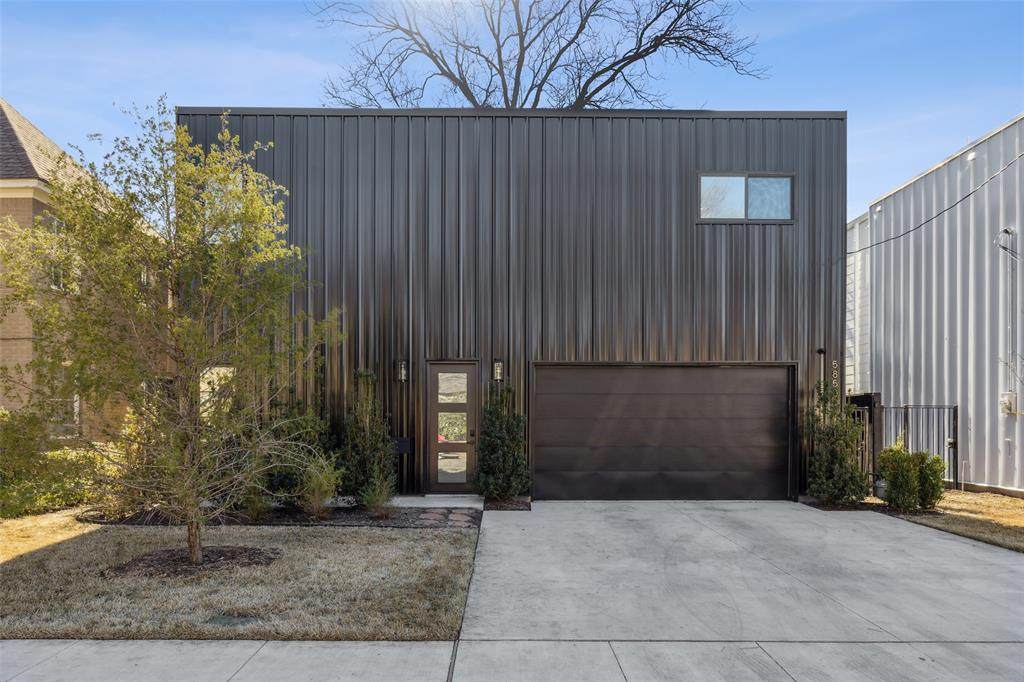 5850 La Vista Drive - Photo 1