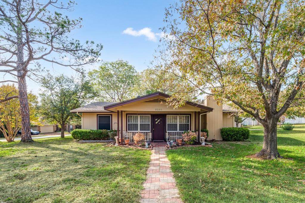 2201 Lake Coves Drive - Photo 1