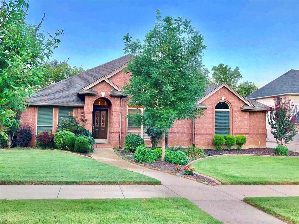 7712 Bridlewood Court - Photo 1