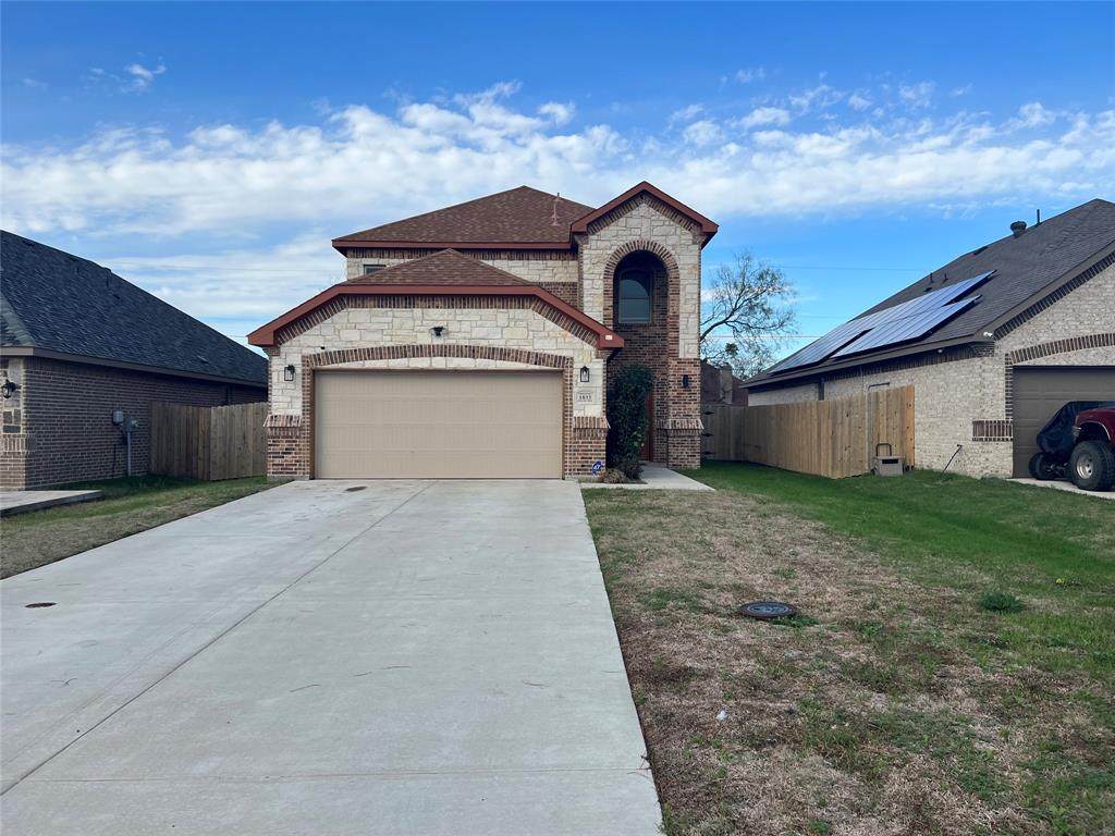 1833 Hardy Road - Photo 1